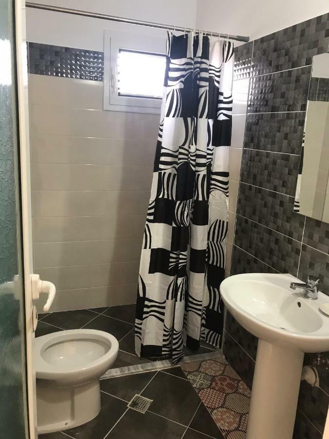 Vila Aban Himarë Dış mekan fotoğraf